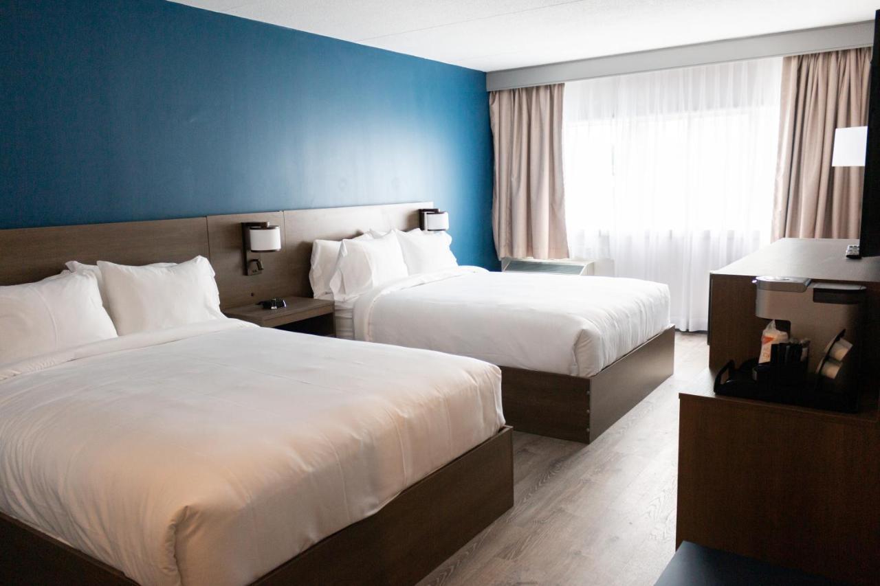 Comfort Suites Kingston Central Zewnętrze zdjęcie